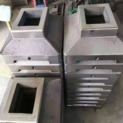 Cơ sở sắt màu xám với màu sắc tùy chỉnh và kích thước tùy chỉnh cho đường ray bảo vệ bãi đậu xe